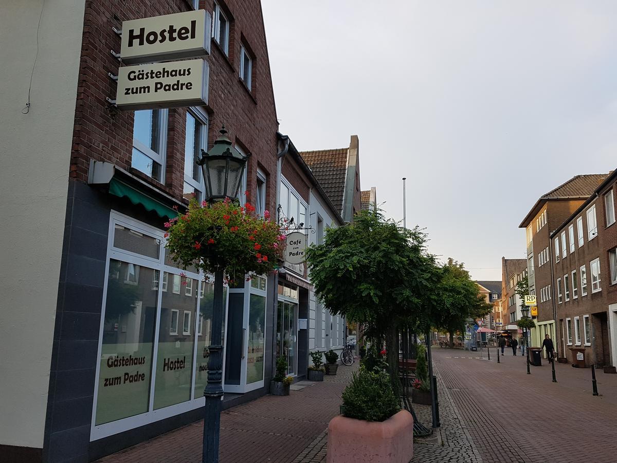 Hostel Gaestehaus Zum Padre Goch Bagian luar foto